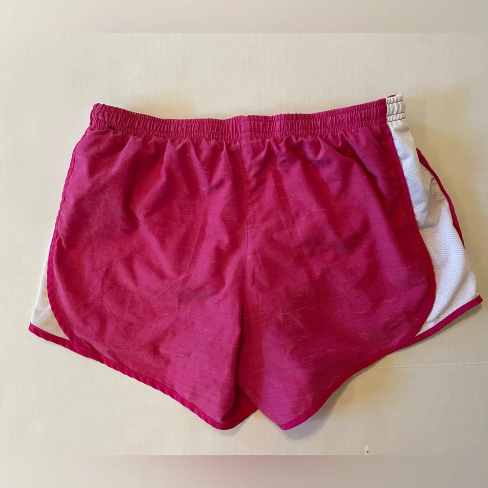 Nike Dri-Fit Standard Fit pink & white athletic shorts girls size XL